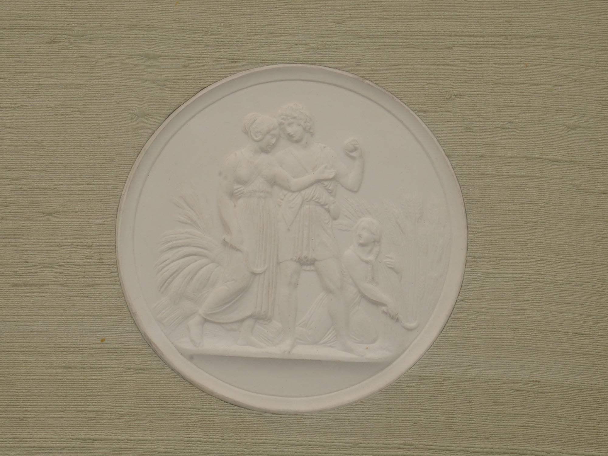 ANTIQUE NEOCLASSICAL MINIATURE PLASTER MEDALLION PIC-1